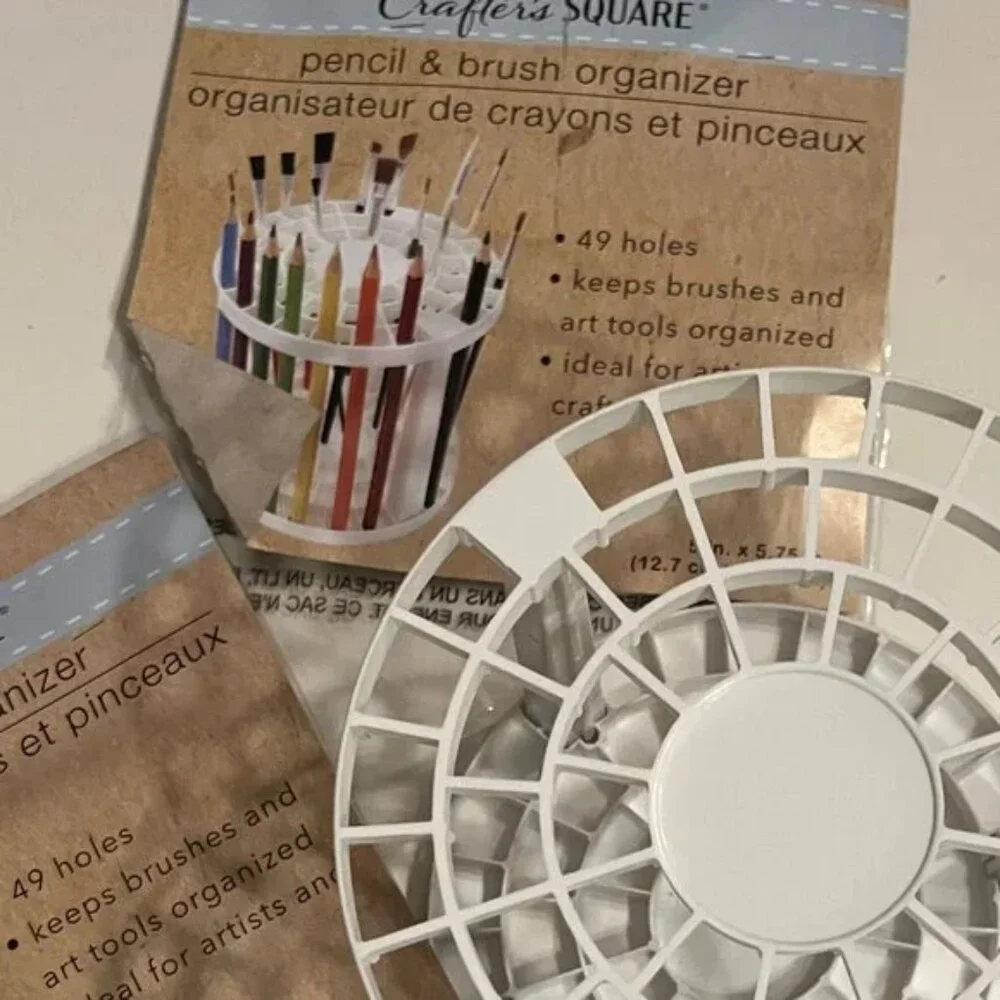 Paint Brush Holder  (LOT OF‎ 20!!!). Each Holds  49 Brushes (NEW)